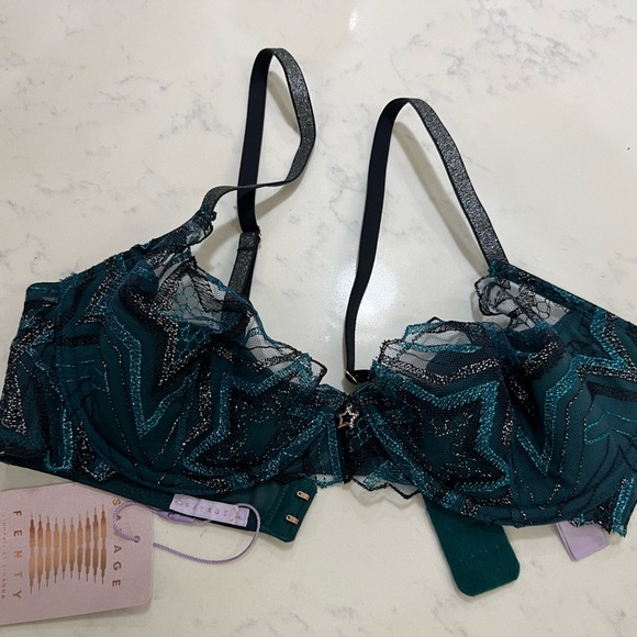 Elegant Lace Bra in Teal and Black - Picture 7 of 8